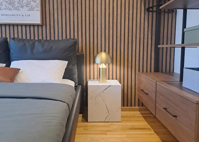 Design With Panoramic Views *